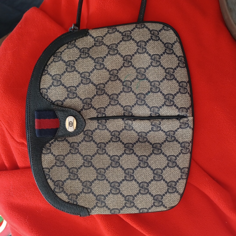 Ladies blue and gray Gucci Shoulder Bag, Sz Small ***offers welcome ***